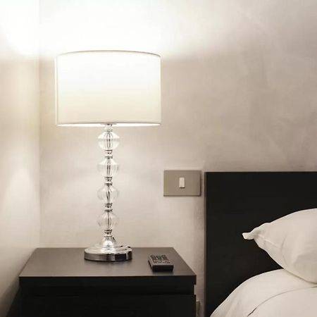 Italianway - Unione 8 Apartment Милано Екстериор снимка