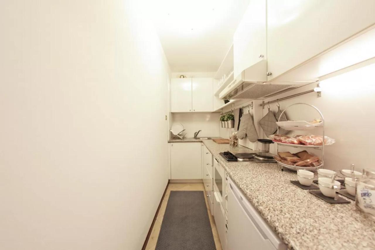 Italianway - Unione 8 Apartment Милано Екстериор снимка