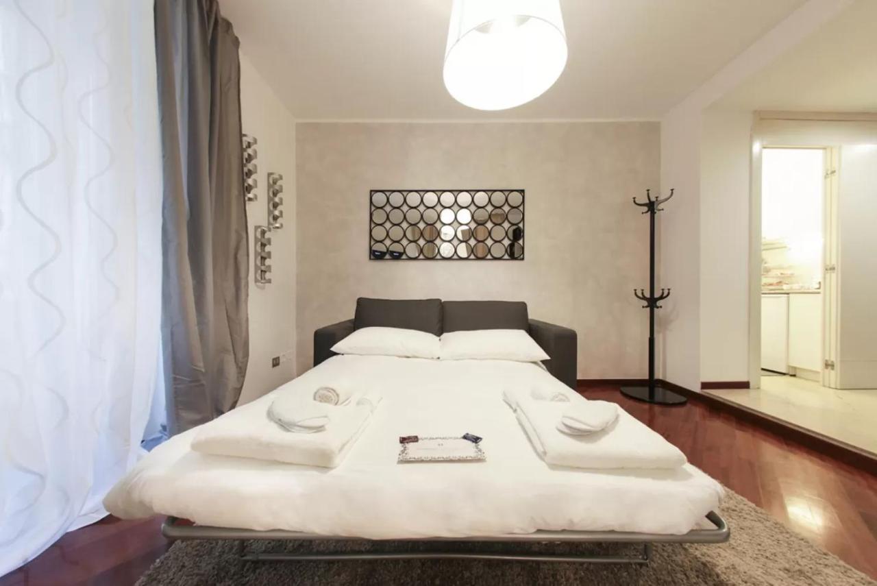 Italianway - Unione 8 Apartment Милано Екстериор снимка